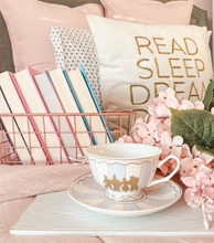 Load image into Gallery viewer, Wizard of Oz Teacup - Bookish Teacup Collection
